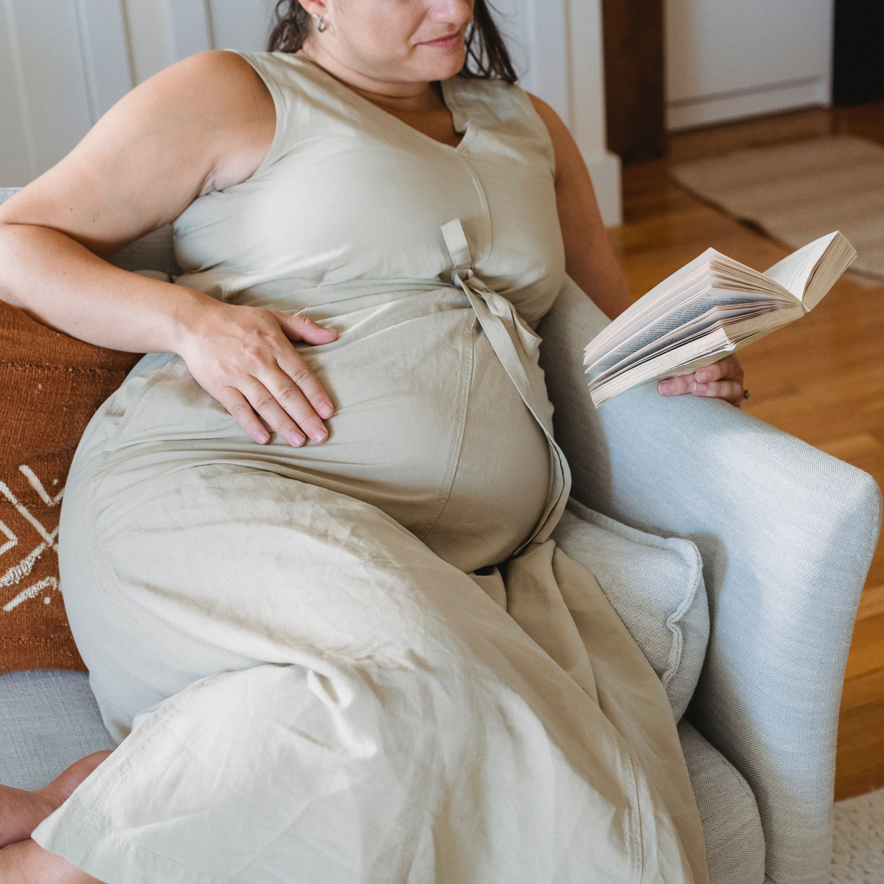 8 libri per riflettere sulla maternità, gravidanza e genitorialità