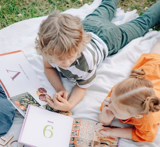 Perché è importante leggere storie ai bambini