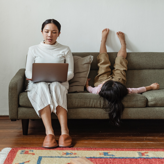 Smart working e bambini piccoli: consigli e trucchi per mamme e papà